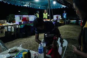 BIB: 
                            <button type="button" onclick="openModal(28154463)" class="btn btn-primary btn-sm float-right btn-popup" data-toggle="modal" data-target=".modal-high-quality">
                        <i class="fas fa-shopping-cart"></i> Add to Cart
                    </button>
                                            <button type="button" onclick="isThisMe(28154463, true)" class="btn btn-success btn-sm float-right btn-popup btn-isme hidden" data-toggle="tooltip" data-placement="bottom" title="นี่คือรูปของคุณใช่ไหม คลิกที่นี่เพื่อเอาเข้าอัลบั้ม">
                        <i class="fas fa-plus"></i> Add to album
                    </button>
                    <button type="button" onclick="isThisMe(28154463, false)" class="btn btn-warning btn-sm float-right btn-popup btn-isnotme hidden">
                        <i class="fas fa-ban"></i> Remove from album
                    </button>